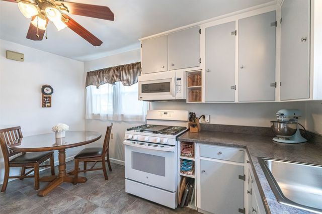 223 COLORADO Drive, Erie, PA 16505