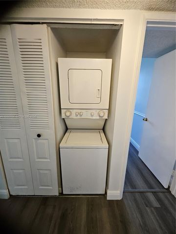 216 Lake Pointe Dr 227, Oakland Park, FL 33309