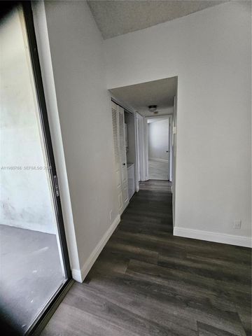 216 Lake Pointe Dr 227, Oakland Park, FL 33309