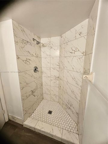 216 Lake Pointe Dr 227, Oakland Park, FL 33309