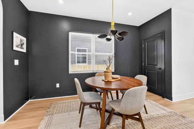 1060 Campbell Avenue, Columbus, OH 43223