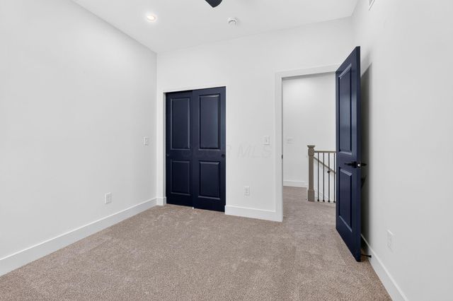1060 Campbell Avenue, Columbus, OH 43223