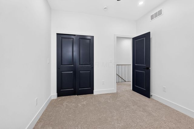 1060 Campbell Avenue, Columbus, OH 43223