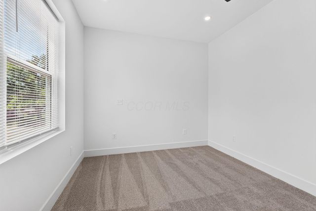 1060 Campbell Avenue, Columbus, OH 43223