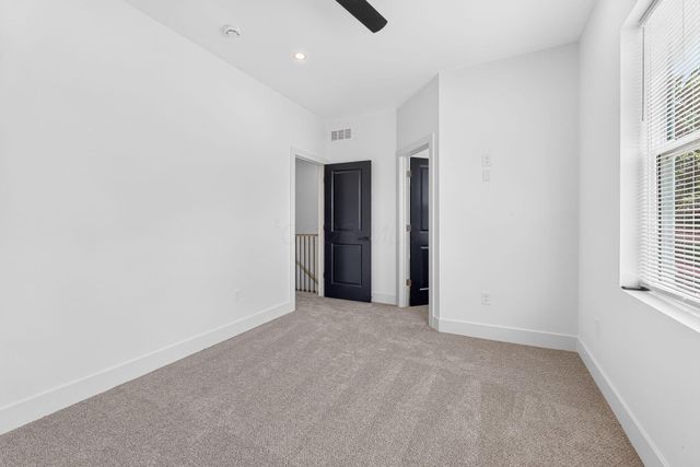 1060 Campbell Avenue, Columbus, OH 43223