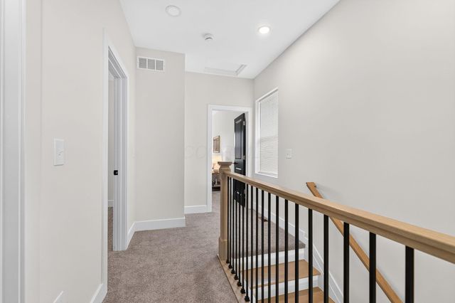 1060 Campbell Avenue, Columbus, OH 43223