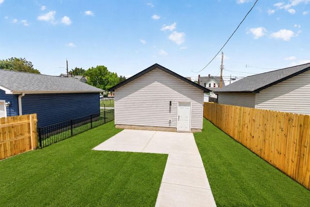 1060 Campbell Avenue, Columbus, OH 43223