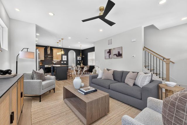 1060 Campbell Avenue, Columbus, OH 43223