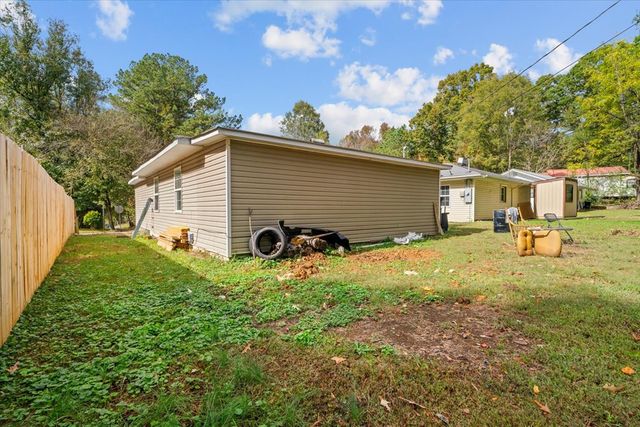 1007 Locke Drive, Dalton, GA 30721