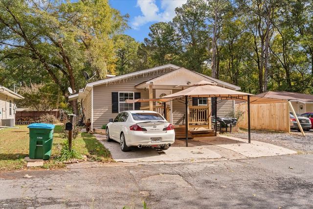 1007 Locke Drive, Dalton, GA 30721