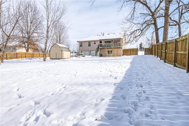 5420 N Randolph Road, Kansas City, MO 64119