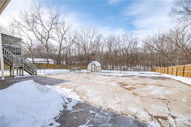 5420 N Randolph Road, Kansas City, MO 64119