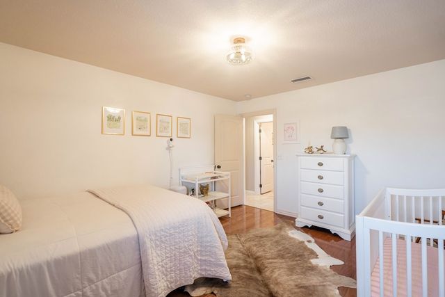 5000 Green Tree Blvd, Midland, TX 79707