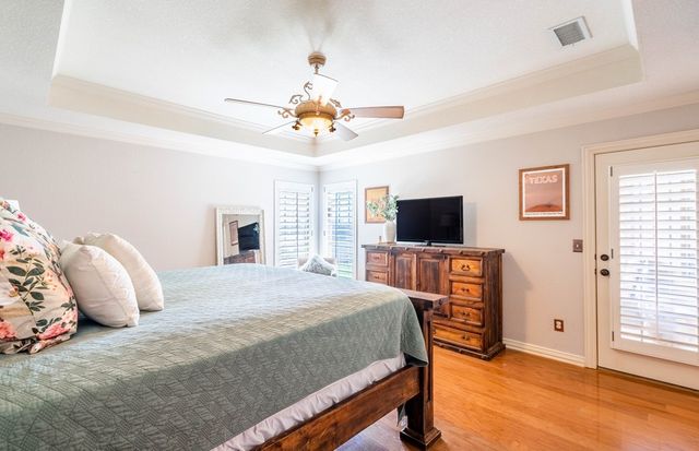 5000 Green Tree Blvd, Midland, TX 79707