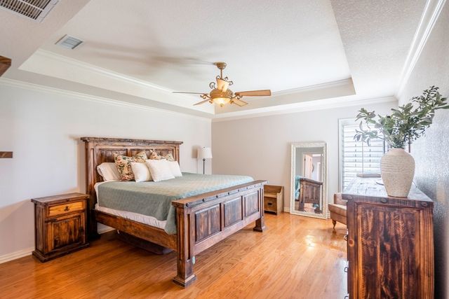 5000 Green Tree Blvd, Midland, TX 79707