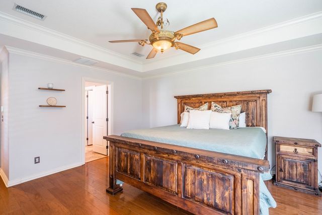 5000 Green Tree Blvd, Midland, TX 79707