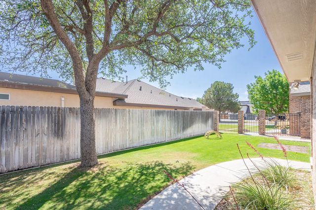 5000 Green Tree Blvd, Midland, TX 79707