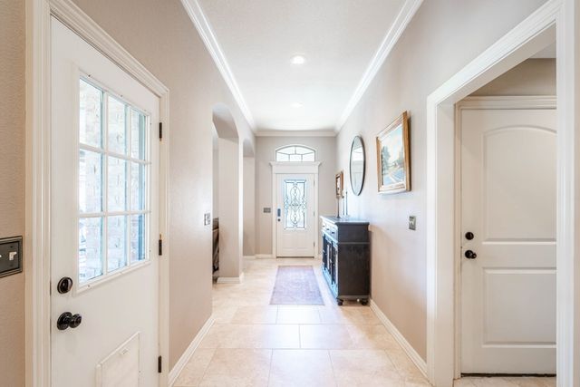 5000 Green Tree Blvd, Midland, TX 79707