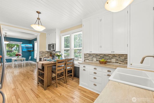 2227 E Harrison Street, Tacoma, WA 98404
