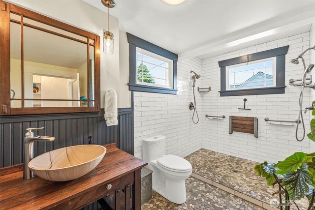 2227 E Harrison Street, Tacoma, WA 98404