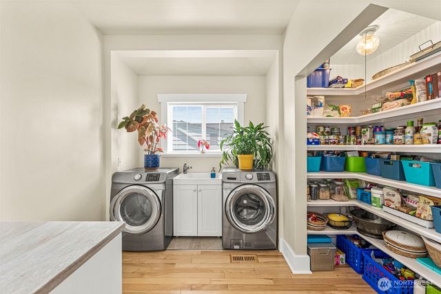 2227 E Harrison Street, Tacoma, WA 98404