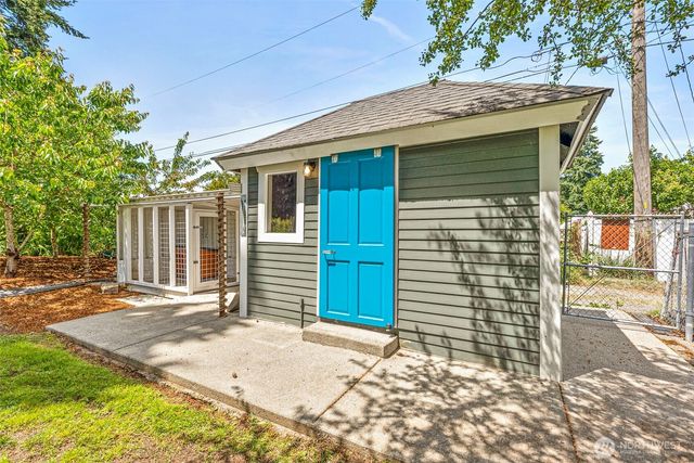 2227 E Harrison Street, Tacoma, WA 98404