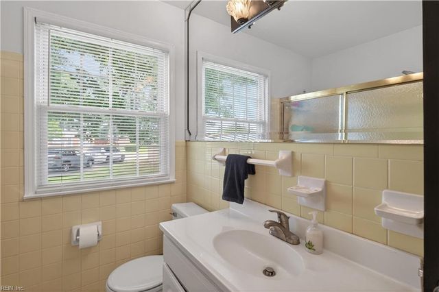 903 Susan CT, Hampton, VA 23661
