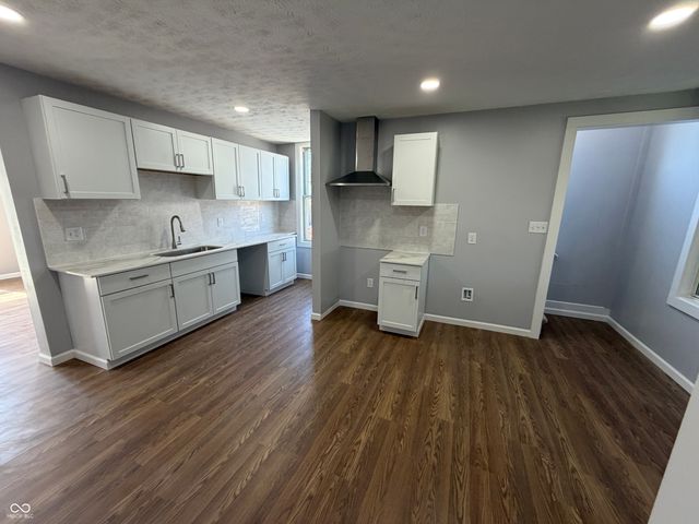 614 Western Avenue, Batesville, IN 47006