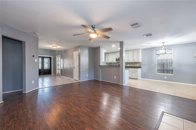 3219 Windy Cape Lane, League City, TX 77573