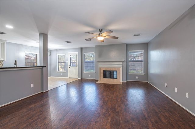 3219 Windy Cape Lane, League City, TX 77573