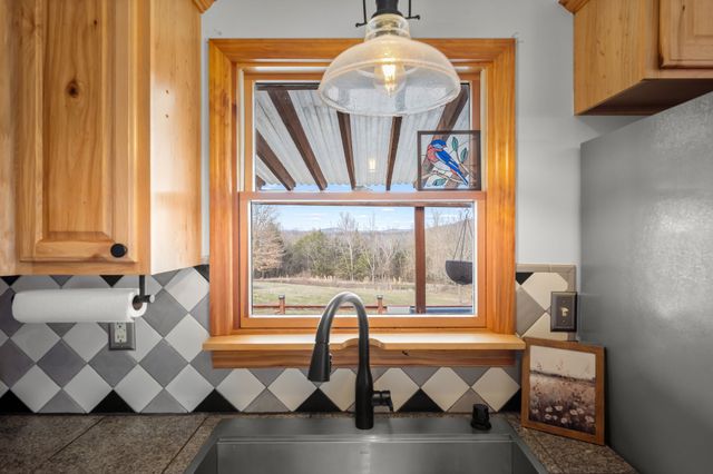 1225 New Hope Rd, Alexandria, TN 37012