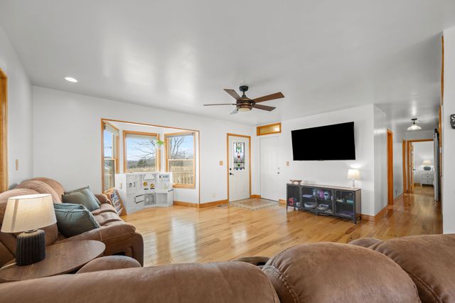 1225 New Hope Rd, Alexandria, TN 37012