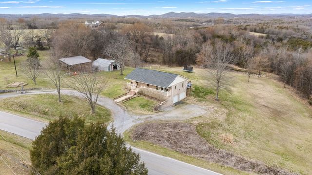 1225 New Hope Rd, Alexandria, TN 37012