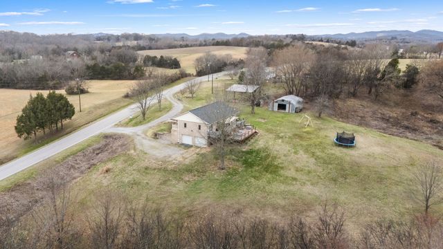 1225 New Hope Rd, Alexandria, TN 37012