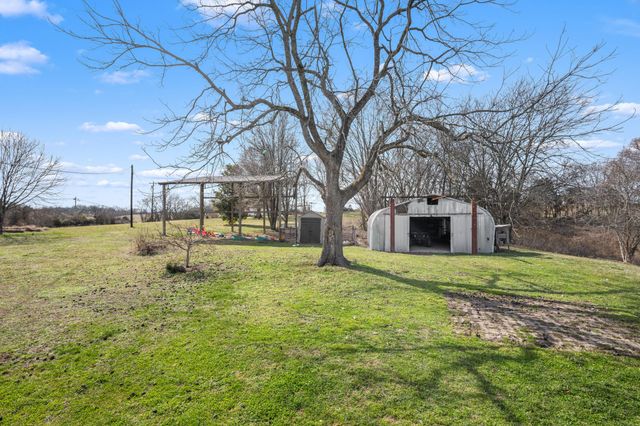 1225 New Hope Rd, Alexandria, TN 37012