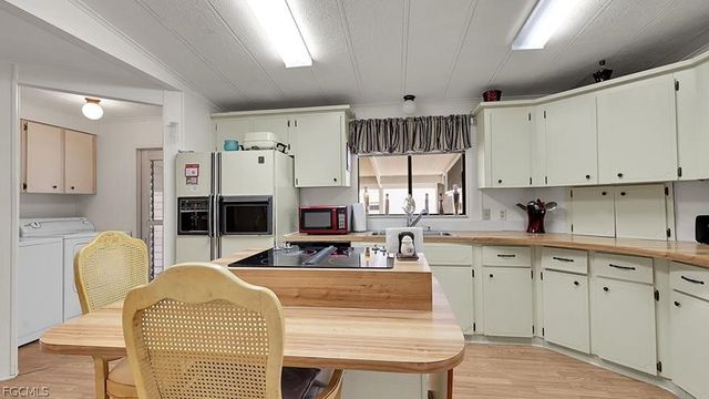 108 Snead DR, North Fort Myers, FL 33903