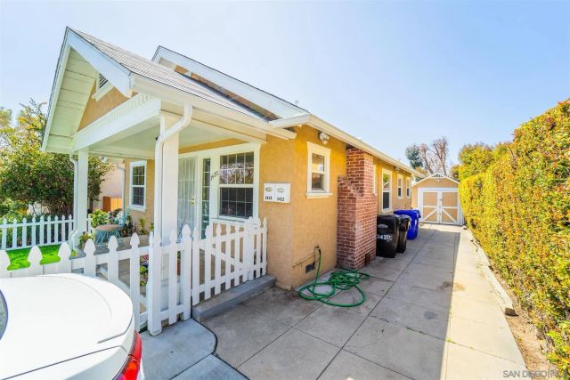 3420-22 Cherokee Pt., San Diego, CA 92104