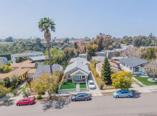 3420-22 Cherokee Pt., San Diego, CA 92104
