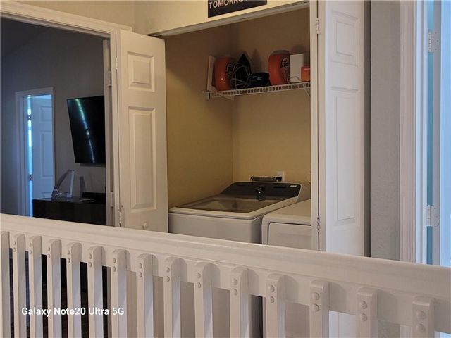 9706 Darlington Pl, Cooper City, FL 33328