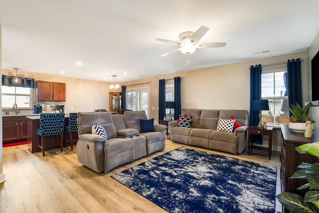 46 SOUTH PEAK DR, Mcgaheysville, VA 22840