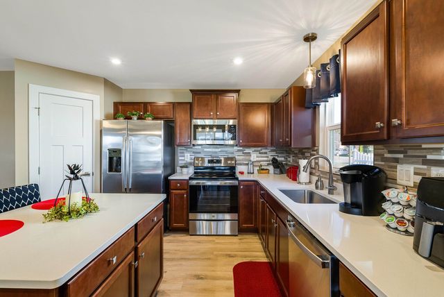 46 SOUTH PEAK DR, Mcgaheysville, VA 22840