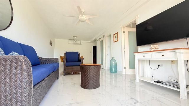 37 AVE. ISLA VERDE 303A, Carolina, PR 00979