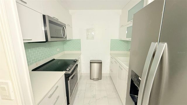 37 AVE. ISLA VERDE 303A, Carolina, PR 00979