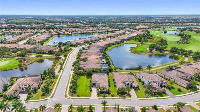 4828 BENITO COURT, Bradenton, FL 34211