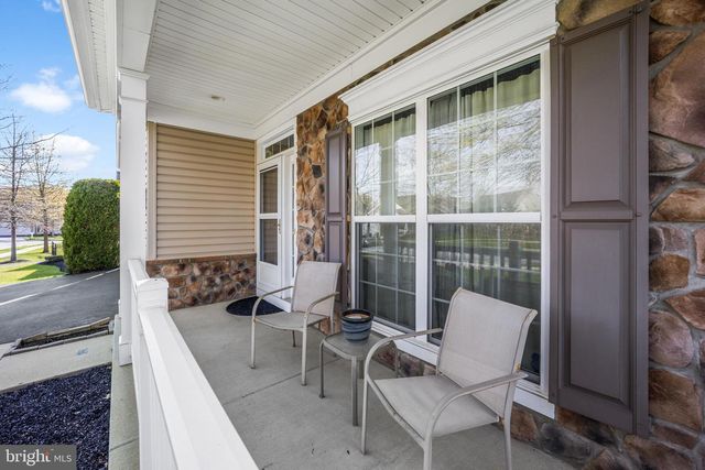 328 SENTINEL LN, Newark, DE 19702