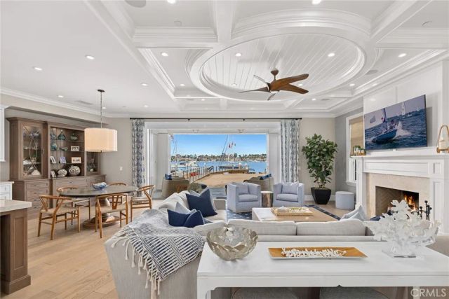 1324 E Balboa, Newport Beach, CA 92661