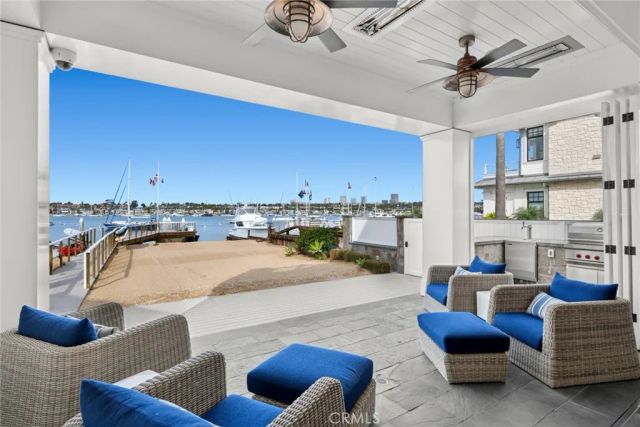 1324 E Balboa, Newport Beach, CA 92661