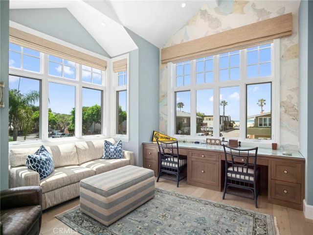 1324 E Balboa, Newport Beach, CA 92661