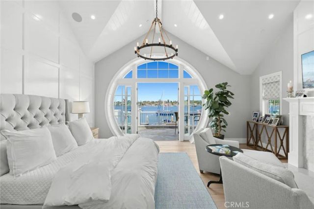 1324 E Balboa, Newport Beach, CA 92661