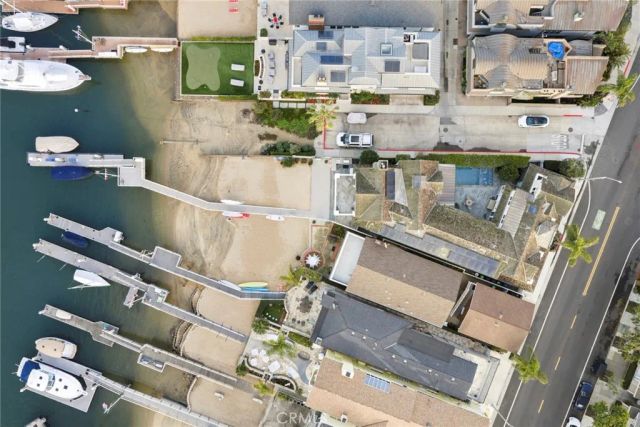 1324 E Balboa, Newport Beach, CA 92661